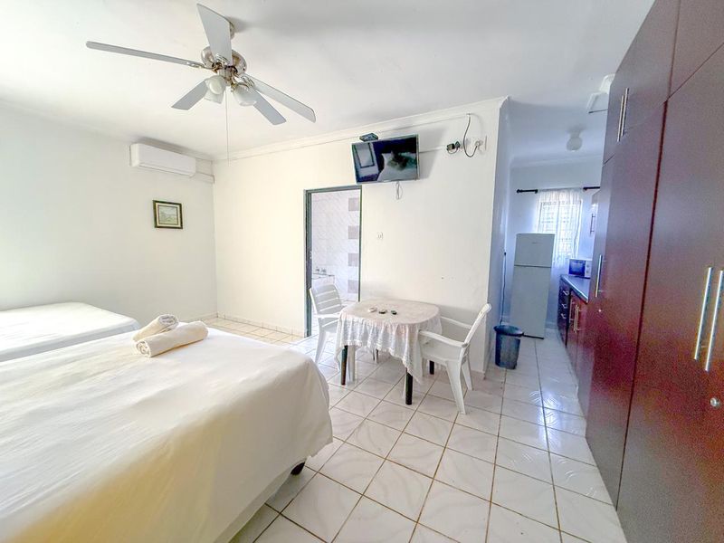 Bed & Breakfast Pending Sale In Empangeni - Photo 4