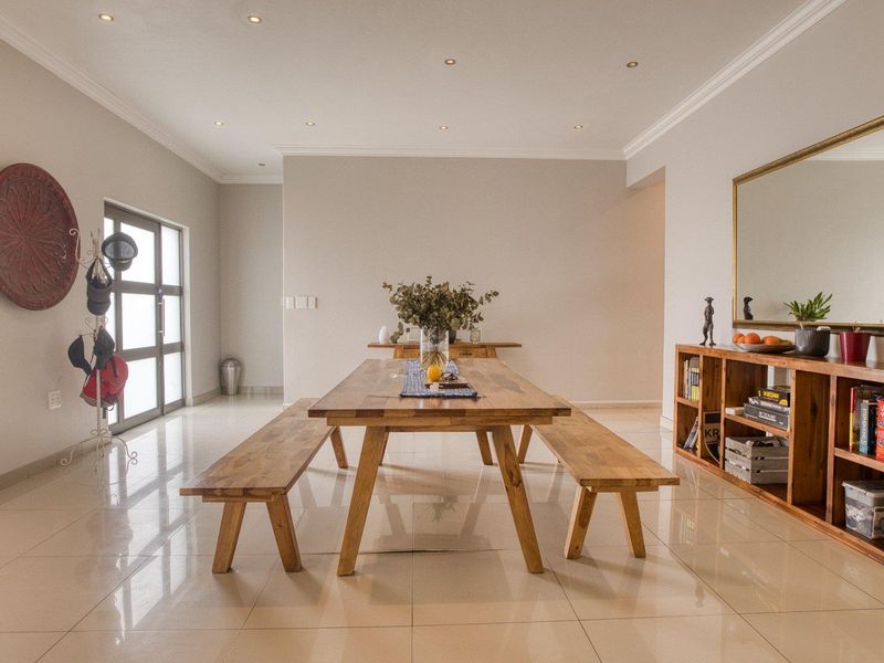 Spacious Freestanding home in Palm Lakes Ballito available to Rent. - Photo 7