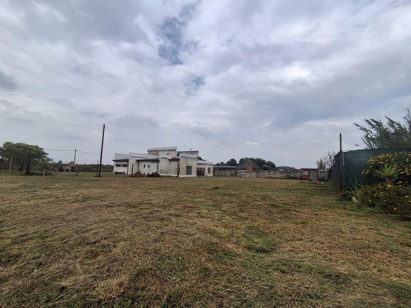 Build Your Dream Home in a Thriving Community . - Photo 4