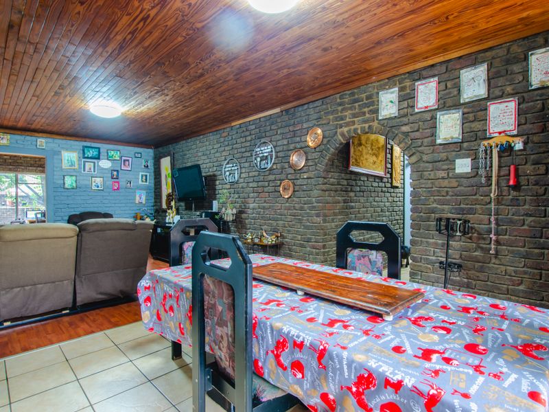 Spacious family home in Rensburg, Heidelberg - Photo 9