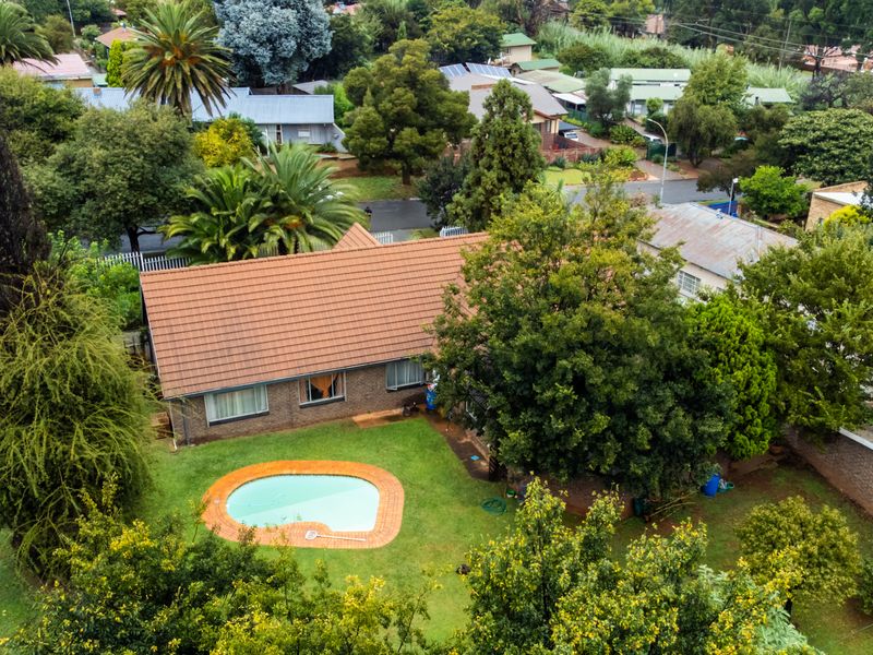 Spacious family home in Rensburg, Heidelberg - Photo 5