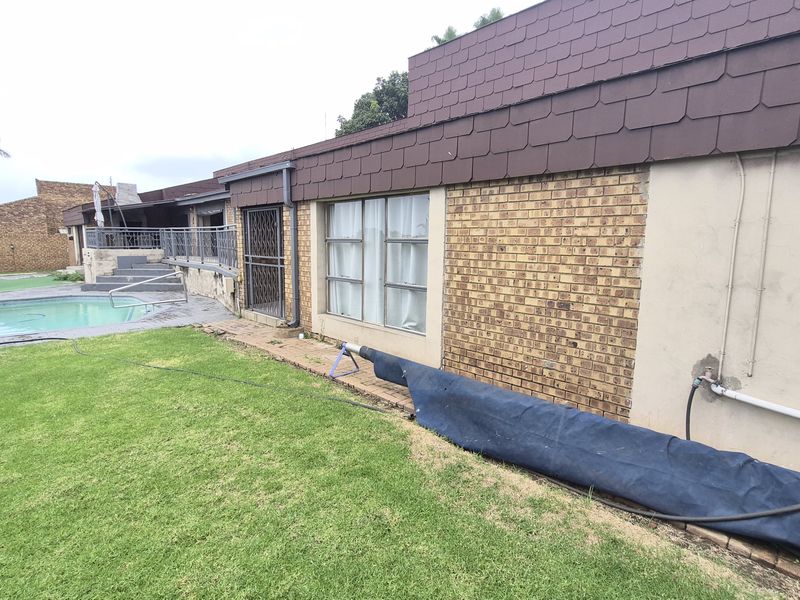 Stunning family home for sale in die Heuwel proper. - Photo 2