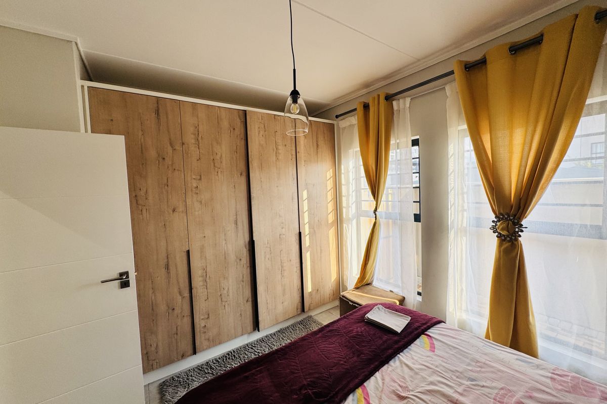 Modern 3-Bedroom Ground Floor Apartment in Munyaka Lifestyle Estate, Waterfall City, Midrand - Photo 5