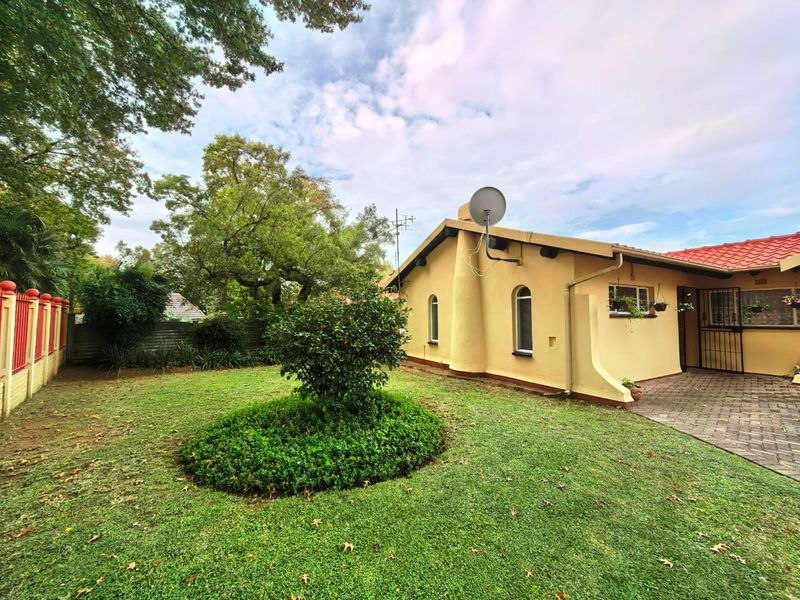 Move-in ready family house for sale in Vaalpark - Photo 2