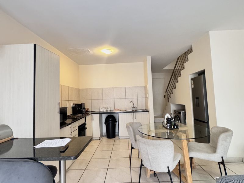 Dual Mandate | A rare gem in Khaya Lami Estate Tasbet Park  This neat - Photo 3