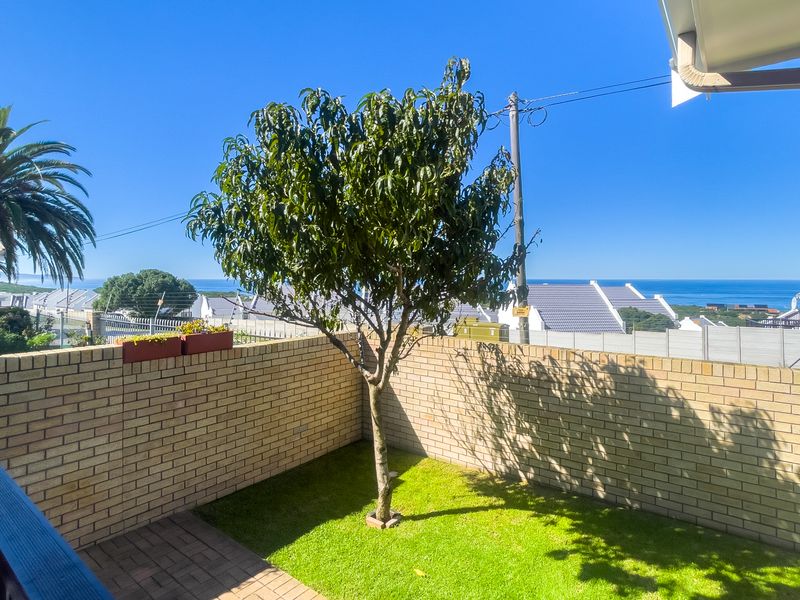 Low maintenance home in secure estate - Photo 10