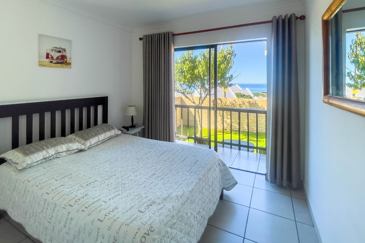 Low maintenance home in secure estate - Photo 4