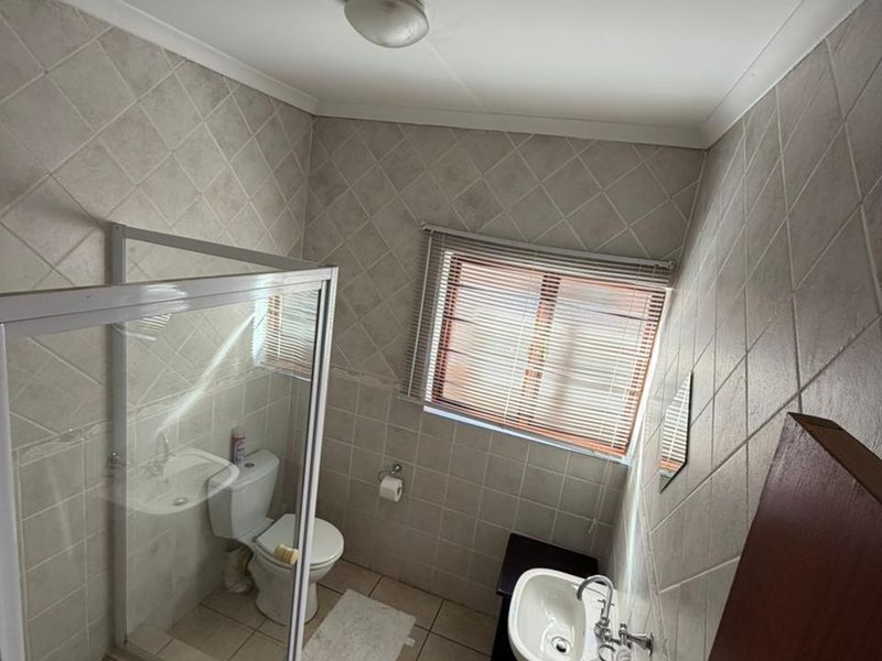 Modern 2-Bedroom 2-Bathroom Ground Floor Unit to Rent in Atlantis City Estate, Sonneveld, Brakpan - Photo 6