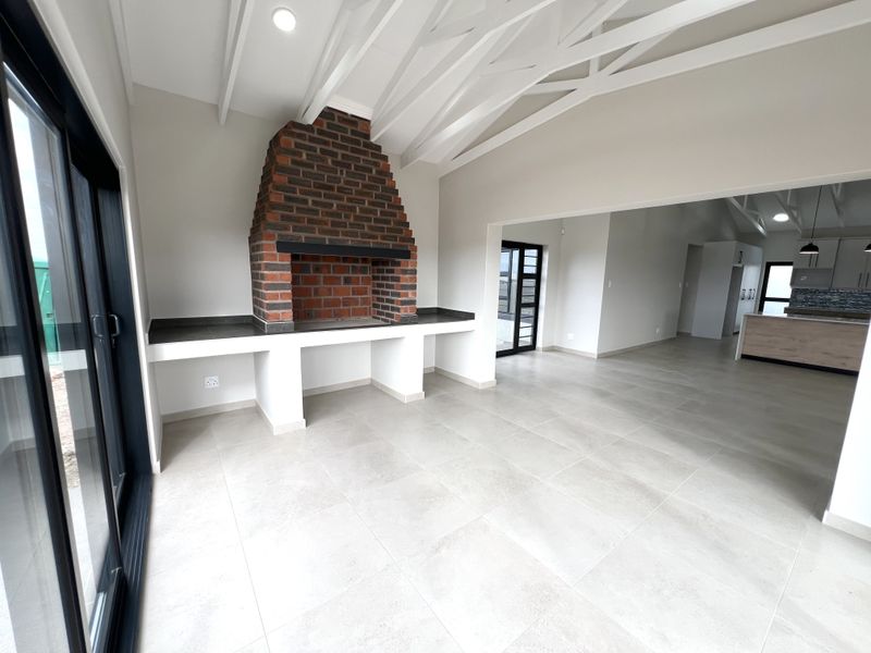 Brand New release in Fountains Estate - Photo 9