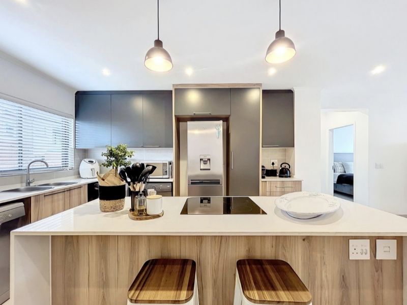 Elegant Three-Bedroom Simplex for Sale in Olive Wood Village South Estate - Photo 1