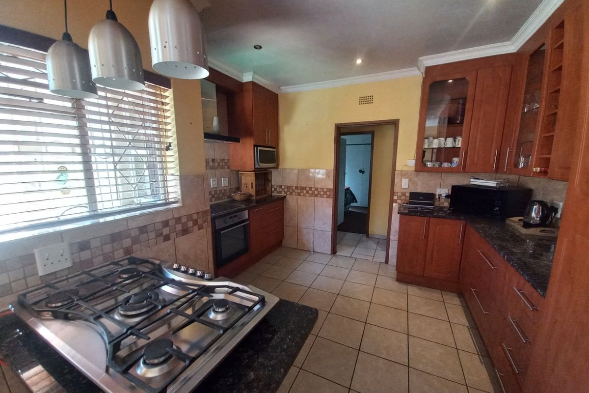 Home To Let In SE 6 - Photo 5