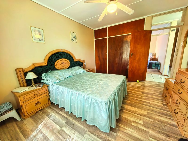 Family house for sale in Sasolburg, walking distance to schools and shopping center - Photo 9