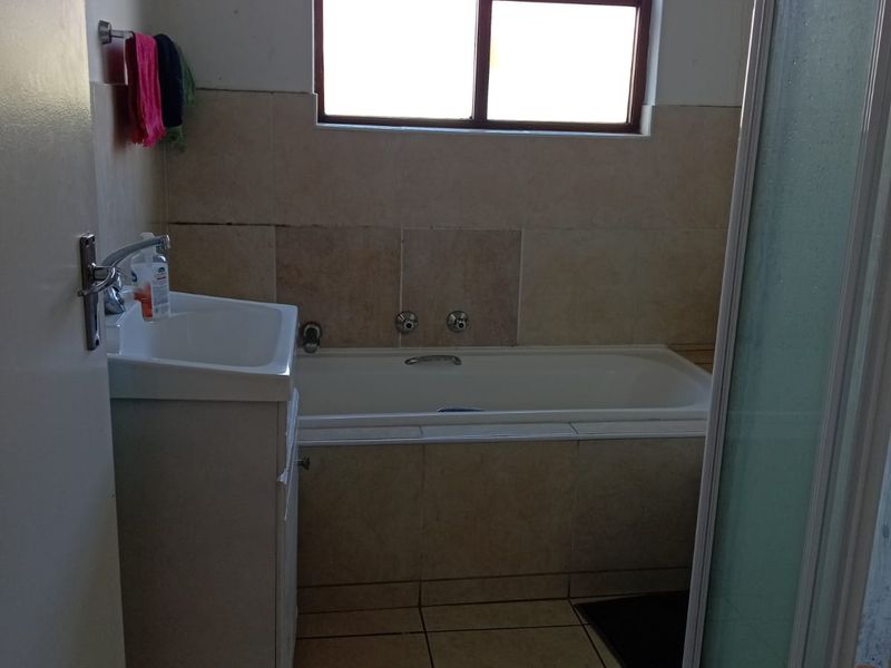 Step into comfort, convenience, and opportunity with this charming 2-bedroom townhouse. - Photo 4