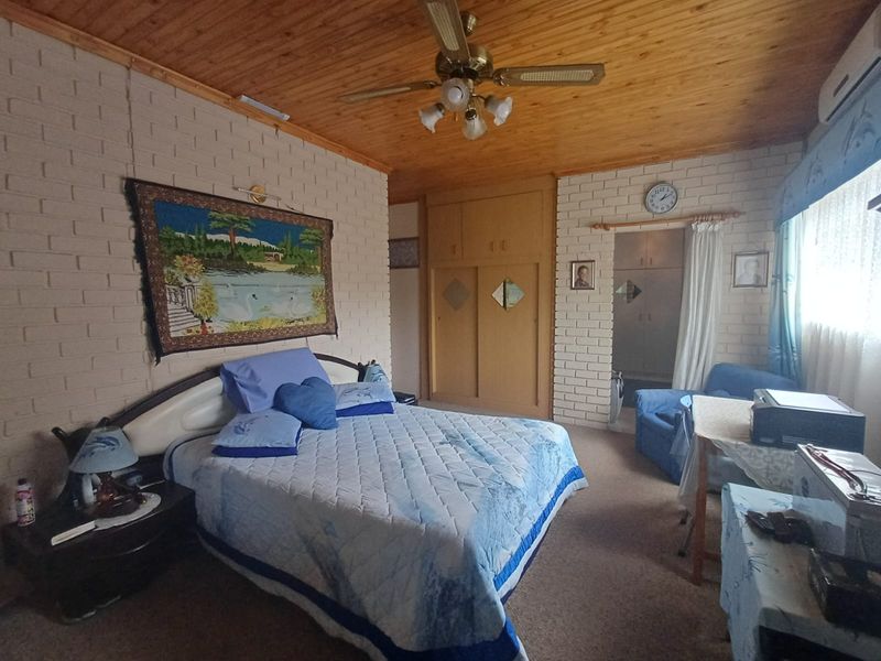 Big Plot For Sale For Extended Family Or For An Investment At Its BEST At An UNBELIEVABLE PRICE - Photo 7