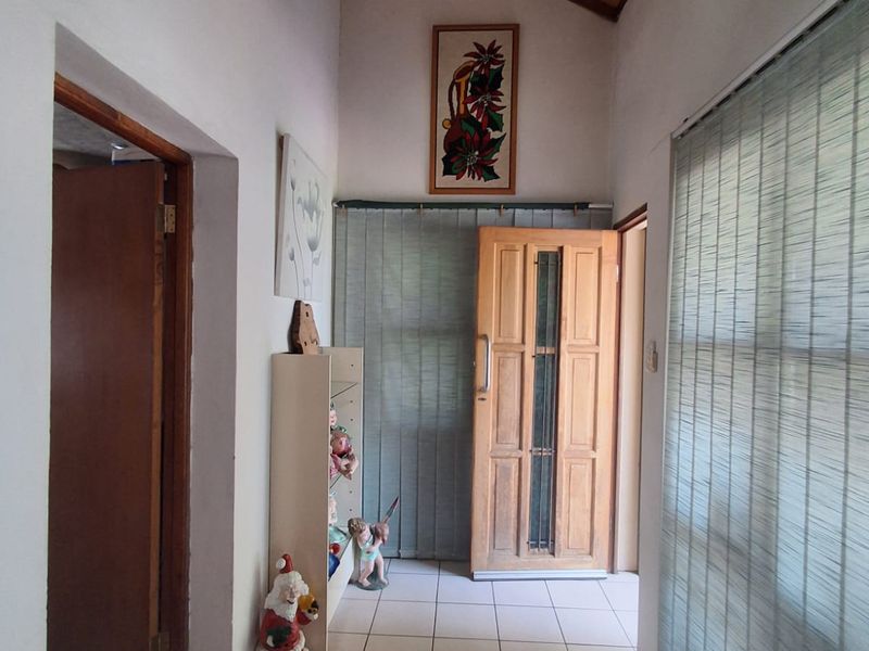 This property offers the best of both worlds. - Photo 10