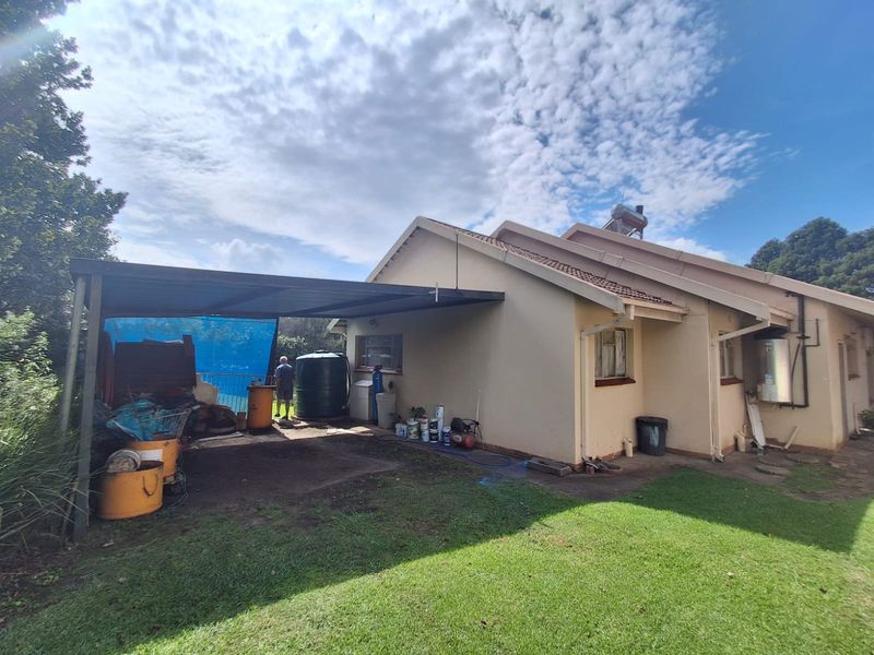 This property offers the best of both worlds. - Photo 7