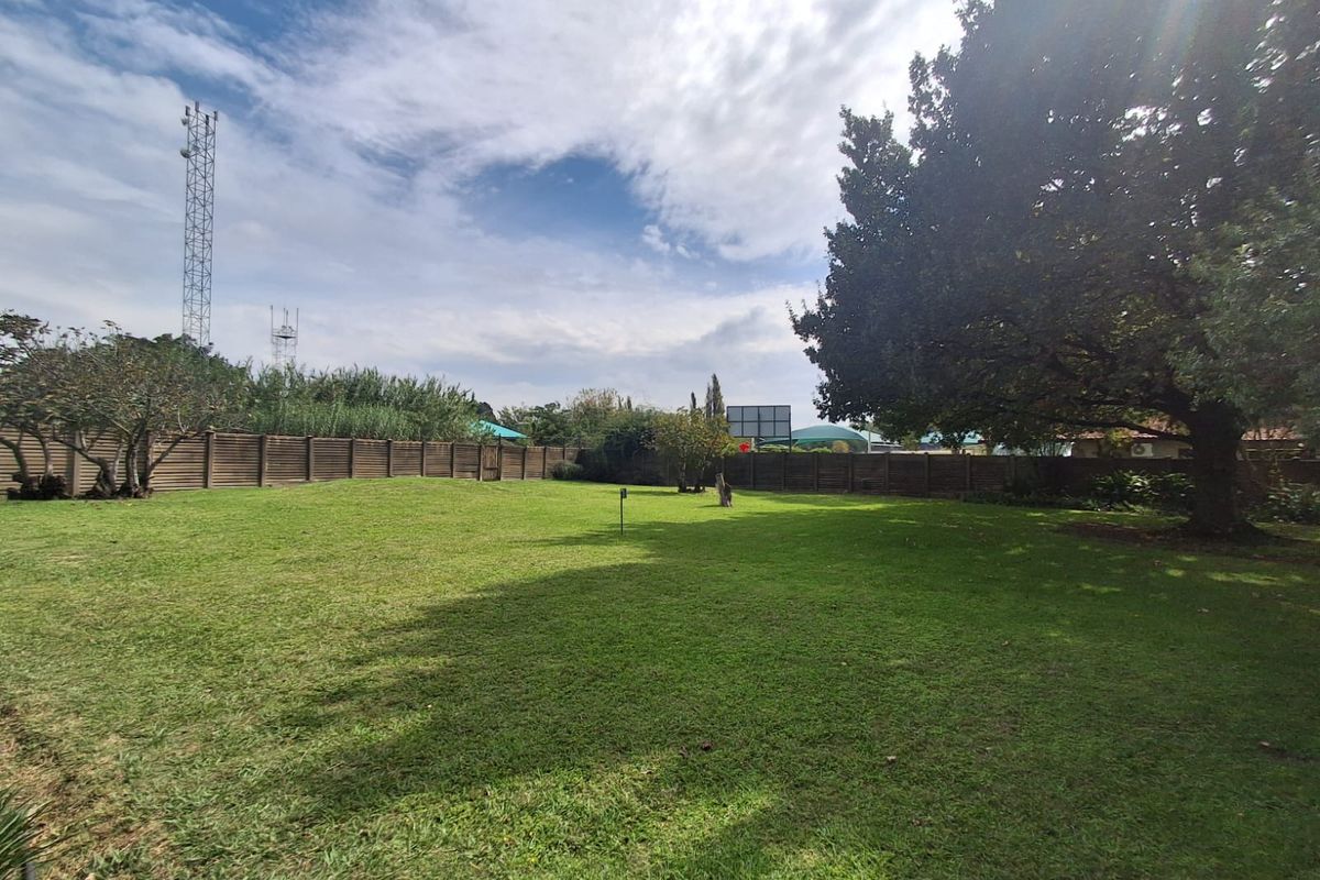 This property offers the best of both worlds. - Photo 2