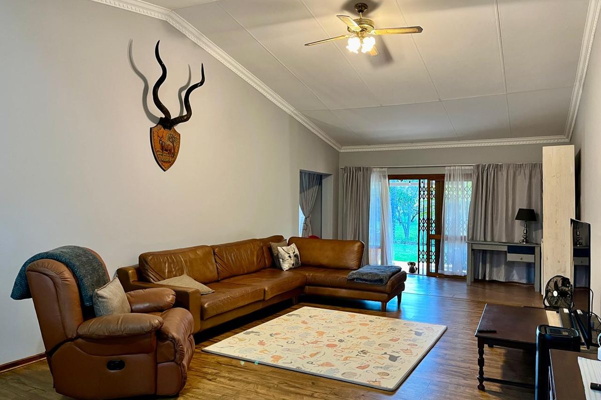 Modern 3-Bedroom Home with Eco-Friendly Features in Secure Palmeira Estate, Bela Bela - Photo 4