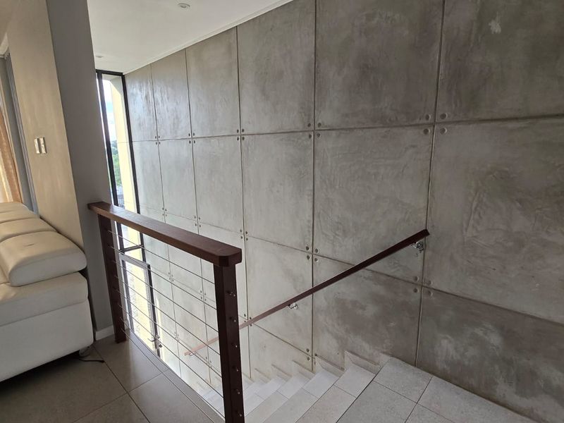 Modern 3-Bedroom Freestanding Townhouse in Secure Palm Lakes Estate - Photo 7