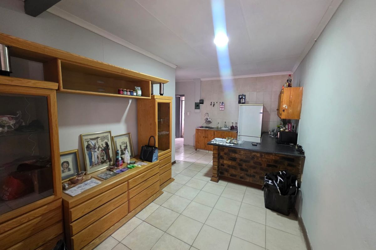 Charming 1 Bedroom Garden Cottage to Rent in Sasolburg! - Photo 2