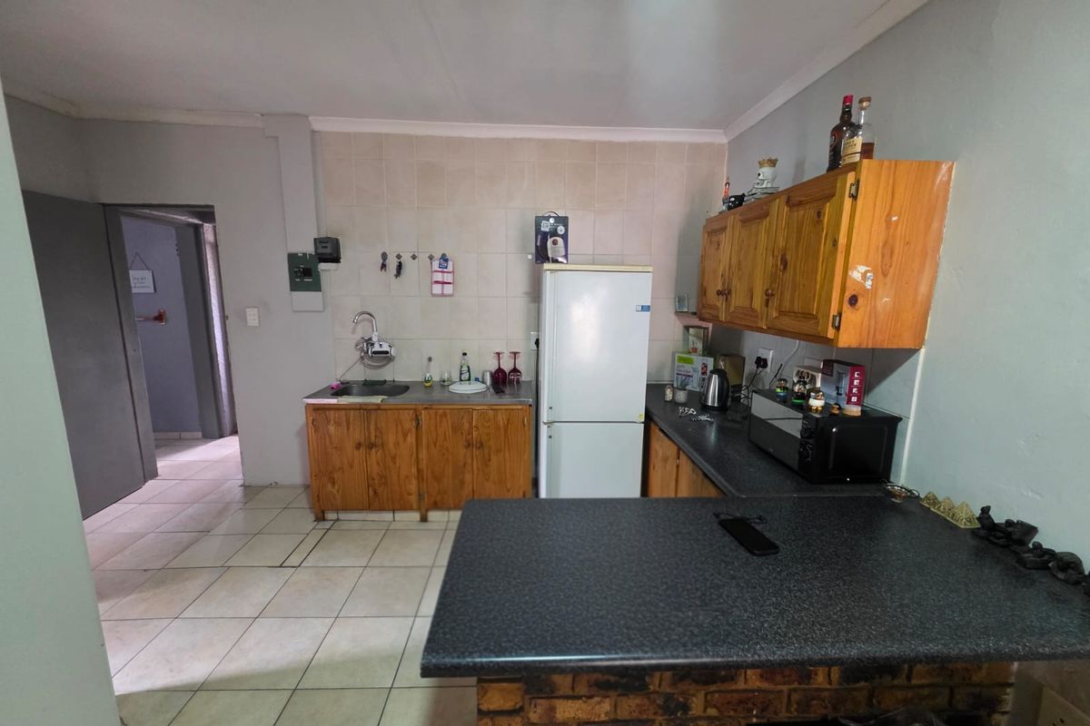 Charming 1 Bedroom Garden Cottage to Rent in Sasolburg! - Photo 3