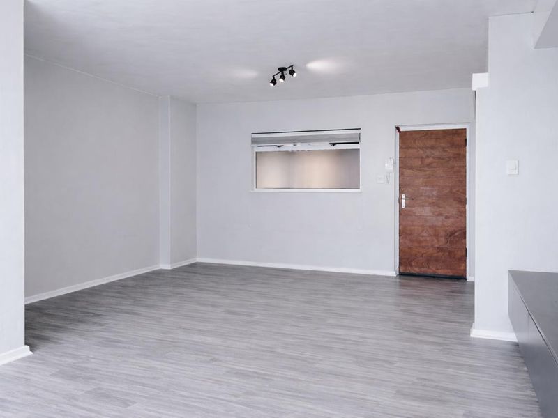 Kensington Building Apartment – Morningside - Photo 4