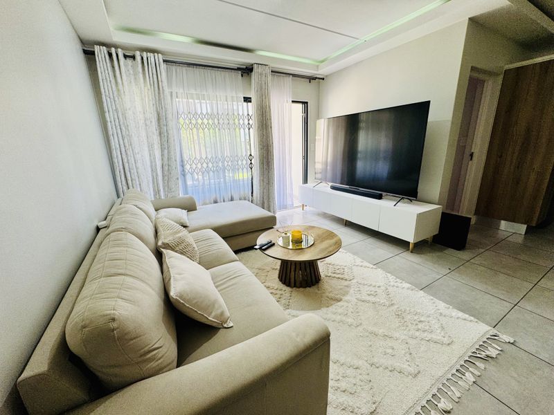 Modern 3-Bedroom Ground Floor Apartment in Munyaka Lifestyle Estate, Waterfall City, Midrand - Photo 4