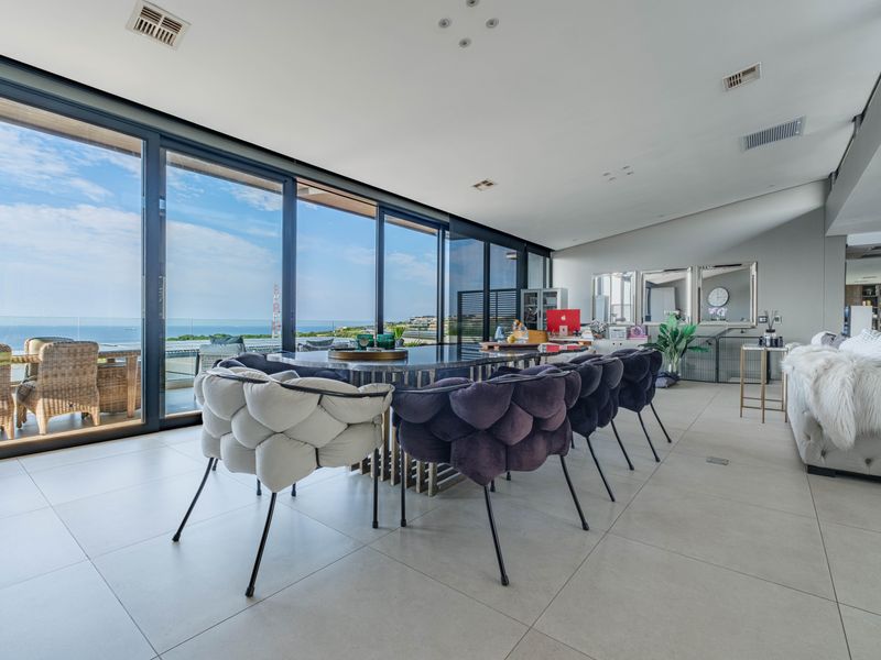 Frontline Coastal Luxury in Prestigious Gold Coast Estate - Photo 5