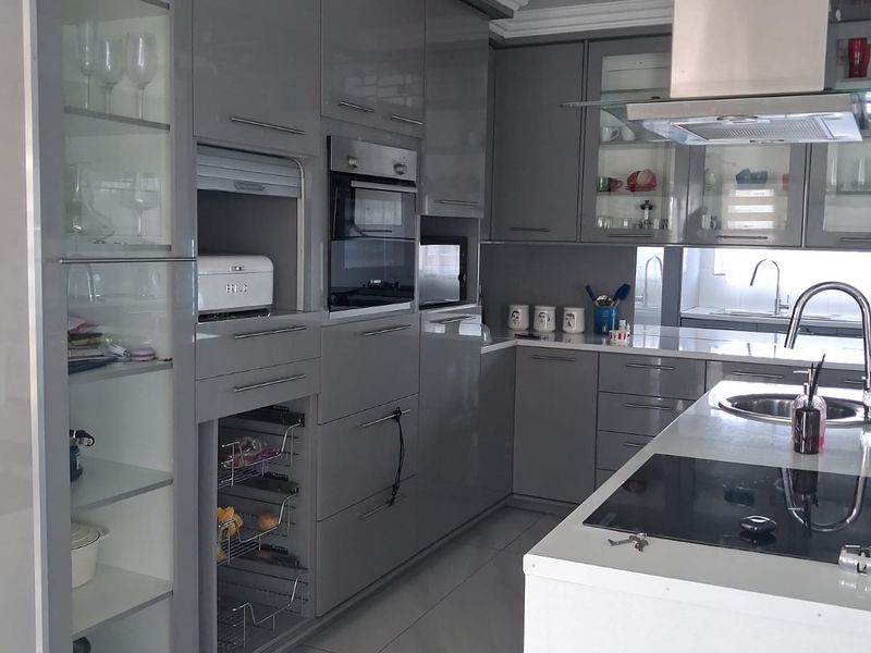 MODERN FAMILY HOME FOR SALE IN RIVERSPRAY LIFESTYLE ESTATE. - Photo 7