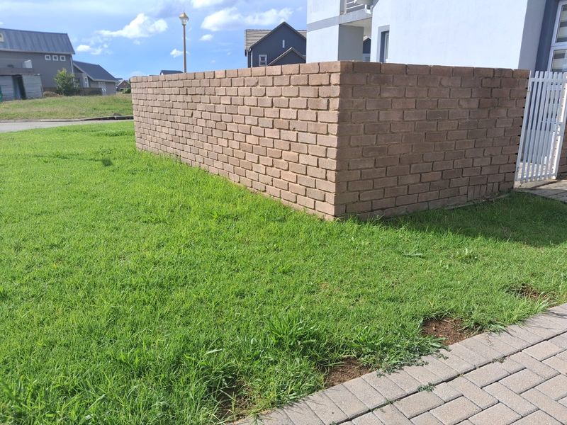 MODERN FAMILY HOME FOR SALE IN RIVERSPRAY LIFESTYLE ESTATE. - Photo 4