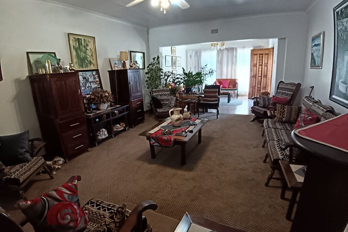 Space, Style & Serious Value – Your Dream Dual-Living Home Awaits! - Photo 5