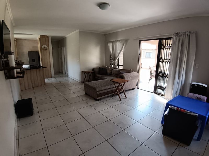 Modern Living Meets Secure Comfort – Your Perfect Sunair Park Home Awaits - Photo 4