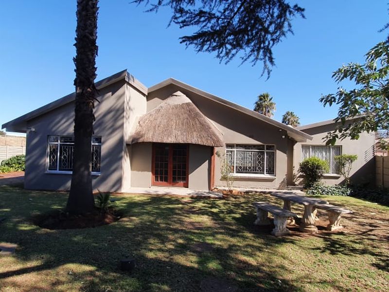 Stunning Family Home for Sale in Arconpark - Photo 9