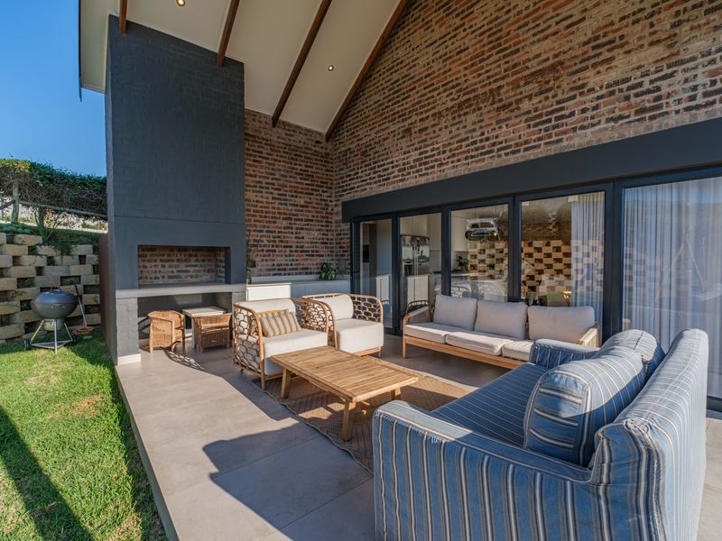 Farm-Style Family Home in Springvale Country Estate - Photo 7