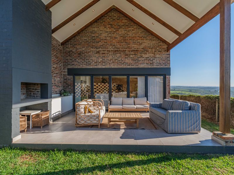 Farm-Style Family Home in Springvale Country Estate - Photo 8