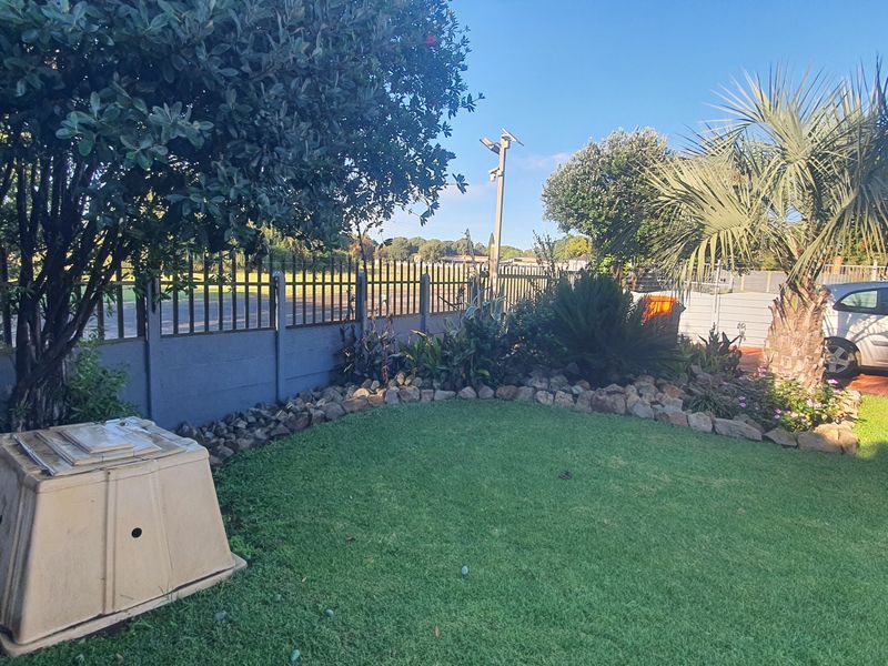 Beautiful home plus 2 flatletts - Photo 2