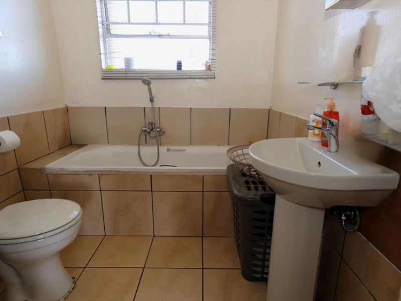 Delightful ground-floor townhouse - Photo 10