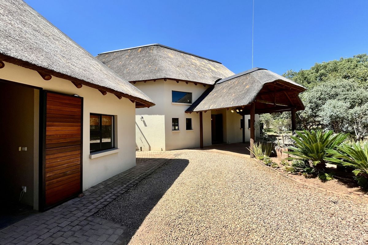 !!! 12.5% Share / 6x Weeks per annum!!! in Property situated on Zebula Golf Estate & Spa. - Photo 2