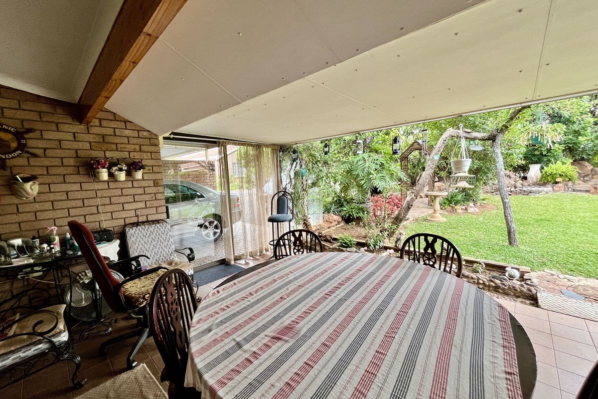 Elegant & Affordable 2x Bedroom Home in Secure Renaissance Retirement Village - Photo 5