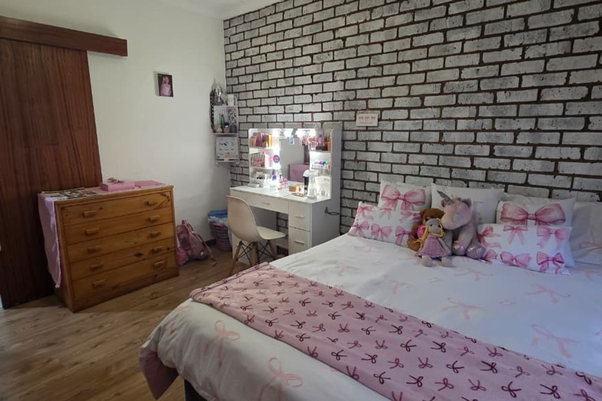 Exclusive Sole Mandate | Prime SE3 Location – Opposite Emfuleni Primary - Photo 2