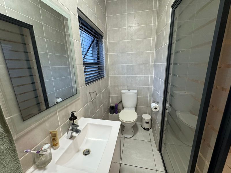 Modern 2 Bedroom Apartment to Rent - Photo 8