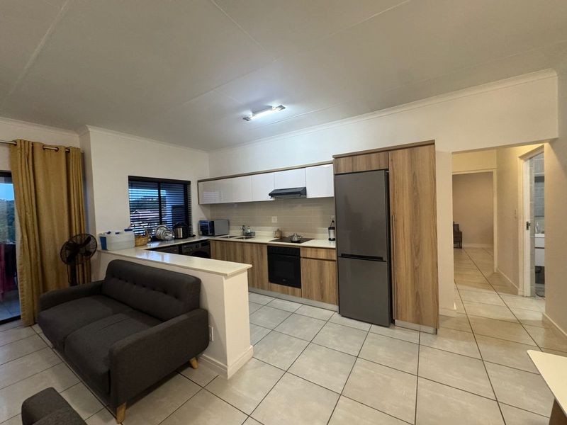Modern 2 Bedroom Apartment to Rent - Photo 3