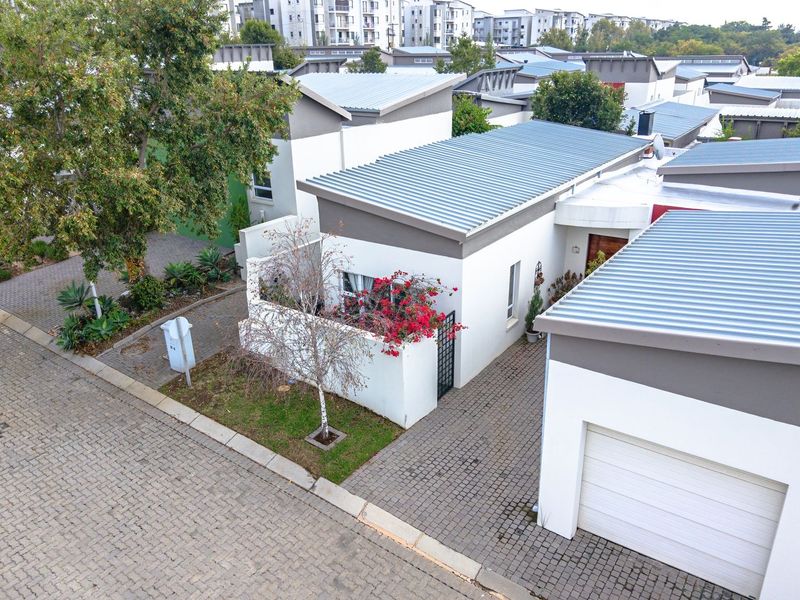 2 Bedroomed home in a beautiful Retirement Lifestyle Estate in Broadacres. - Photo 3