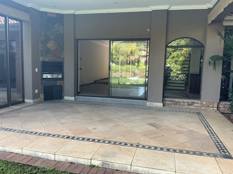 A beautifully renovated home with stunning inland dam views. - Photo 9