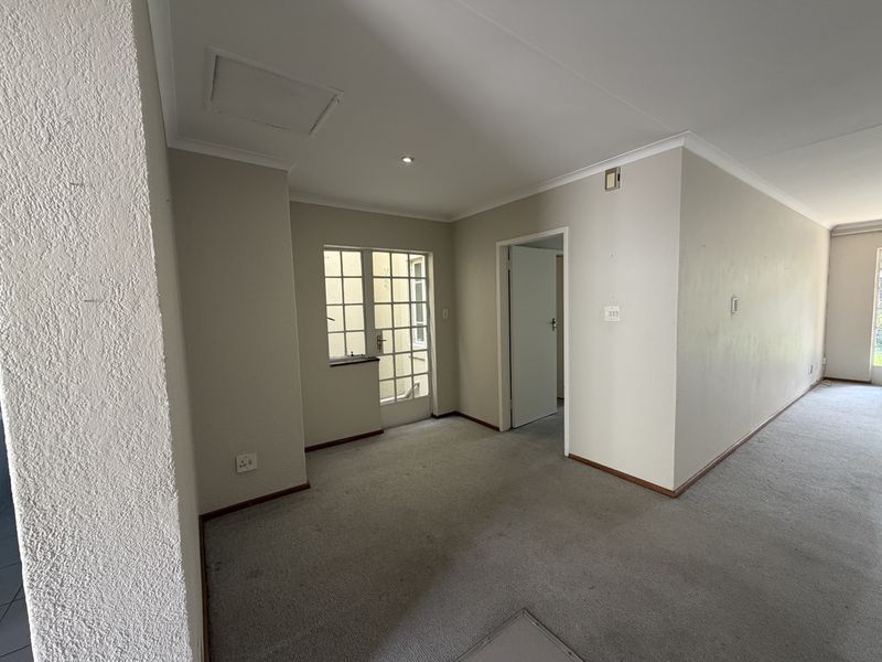 Modern 2-Bedroom Home in Sought-After Over-50s Lifestyle Estate - where life truly begins at 50. - Photo 6