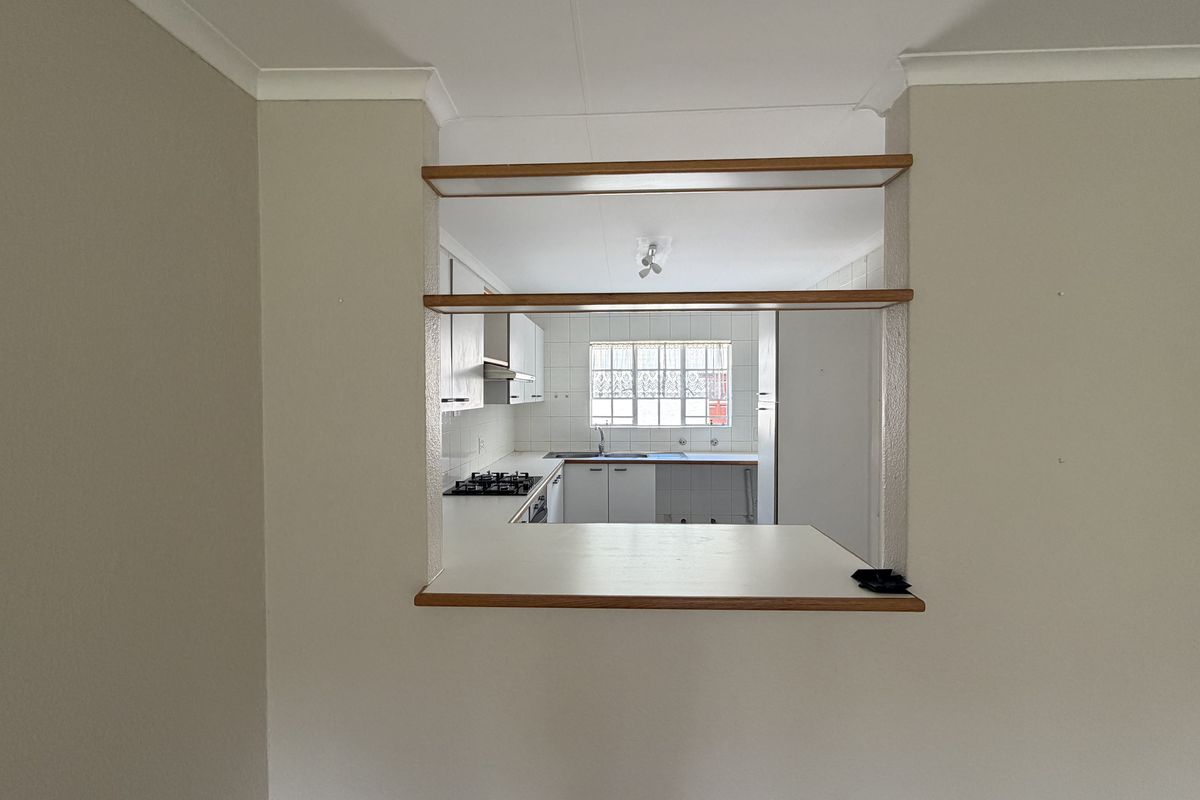 Modern 2-Bedroom Home in Sought-After Over-50s Lifestyle Estate - where life truly begins at 50. - Photo 4