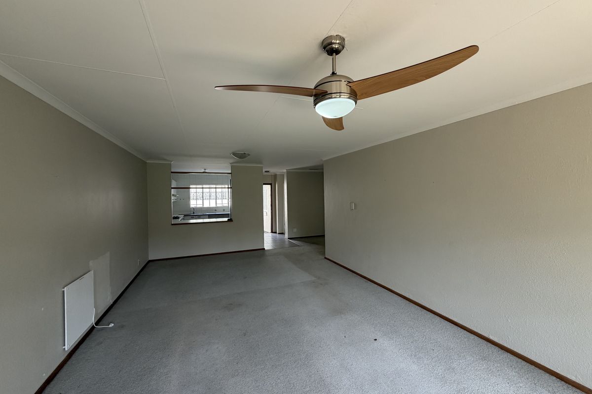 Modern 2-Bedroom Home in Sought-After Over-50s Lifestyle Estate - where life truly begins at 50. - Photo 5