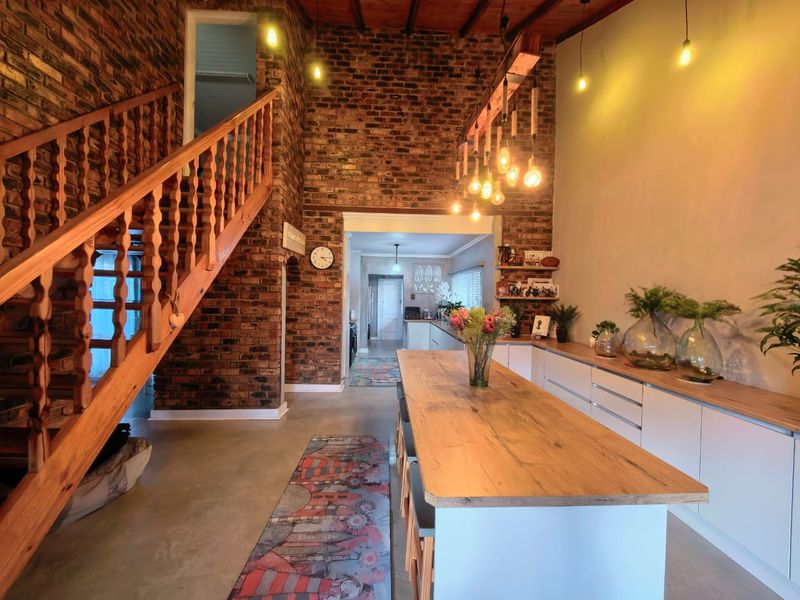 Face Brick Property for Sale: Vaalpark - Photo 4