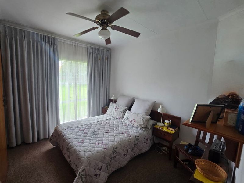 Spacious Face brick Family Home in Prime Meyerton Ext 6. - Photo 10