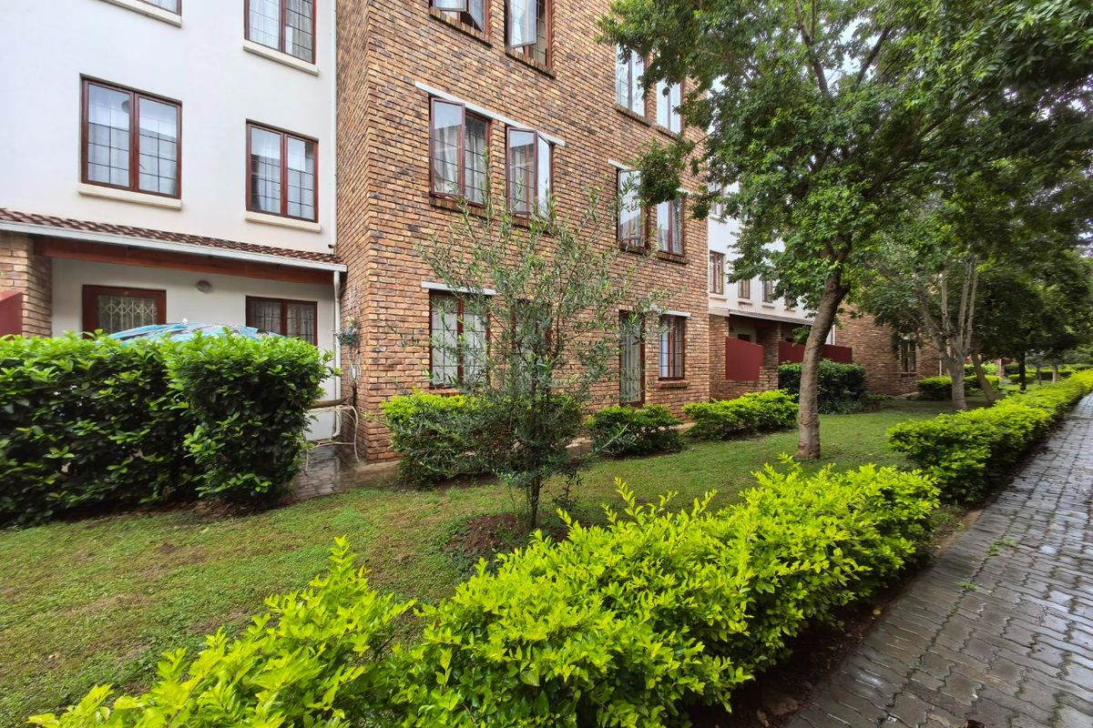 Secure Ground Floor Living in Montana - Photo 2